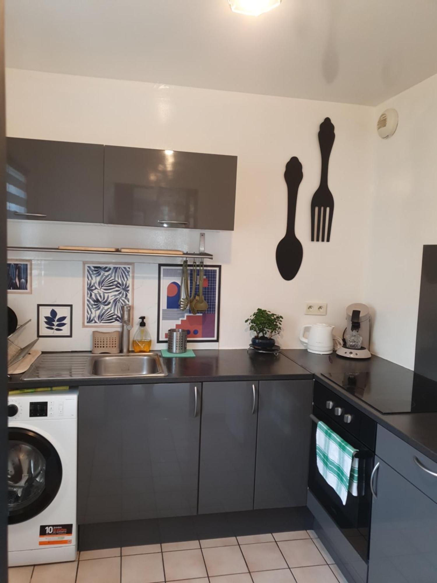 "Cosy & Modern" Logement Avec Parking Prive Et Proche Metro Paris ! ル・クルムラン・ビセートル エクステリア 写真